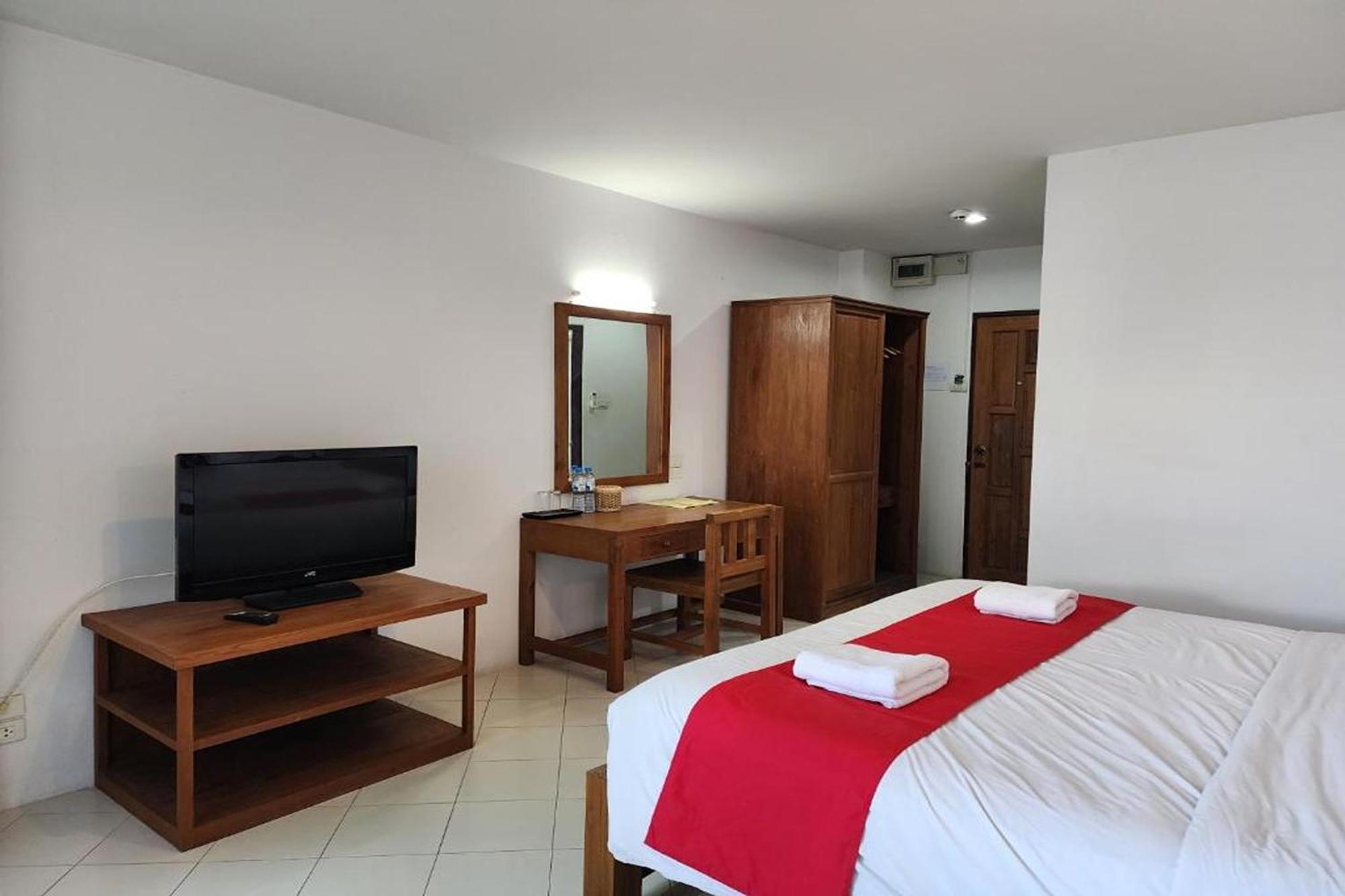 Budget Stars Hotel Чіангмай Екстер'єр фото